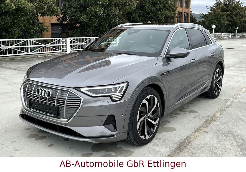 Audi e-tron 43.240 km 40.900 € Ettlingen 76275