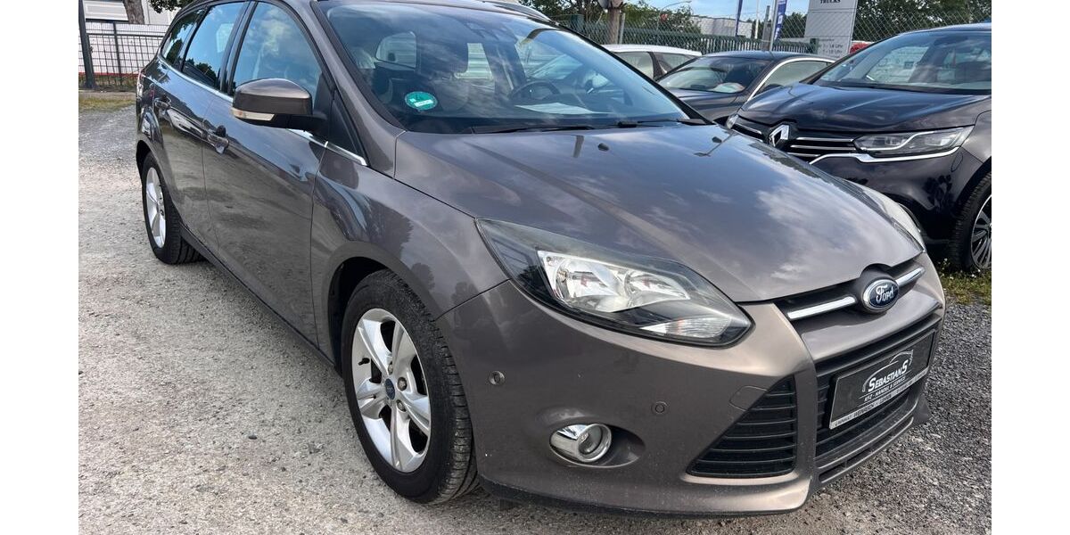 Ford Focus 175.000 km 2.450 &euro; Neuseddin bei Berlin 14554
