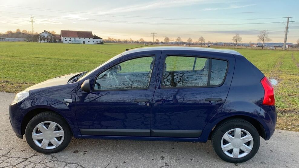 Dacia Sandero 27.000 km 4.999 € Mettenheim 84562