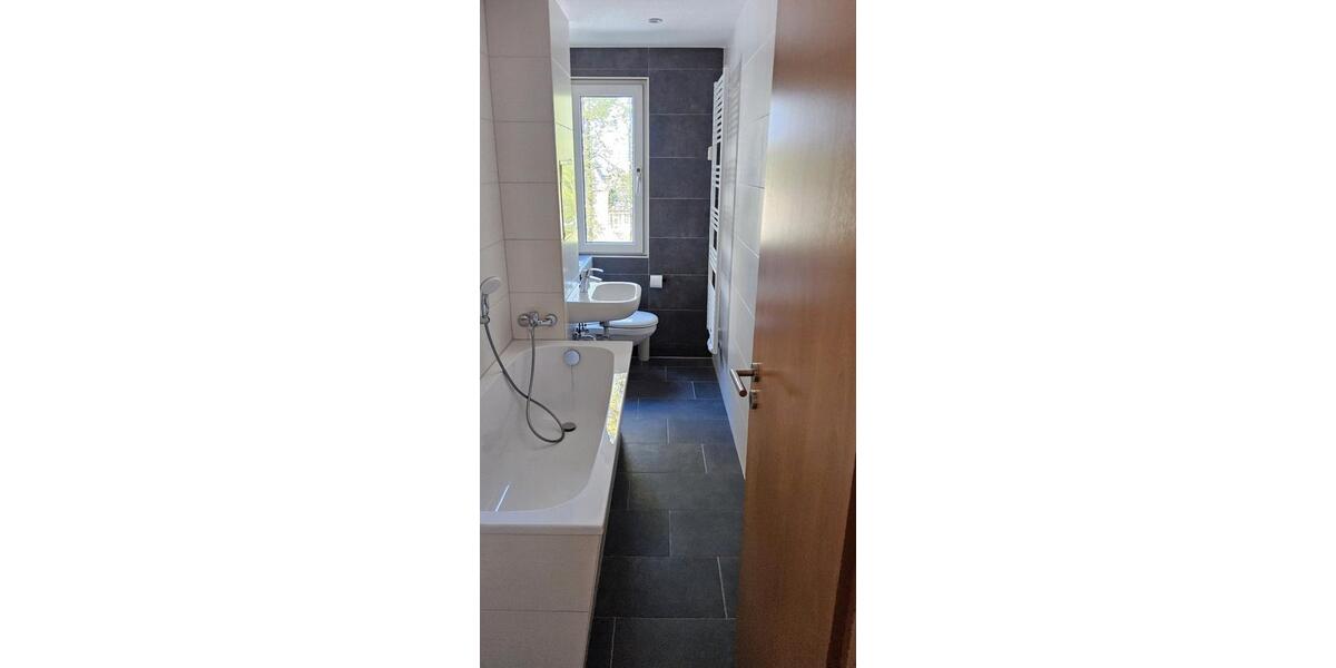 Etagenwohnung Löbau - 4 Zimmer, 69 m&sup2;, 453&euro; | Angebot:26365870