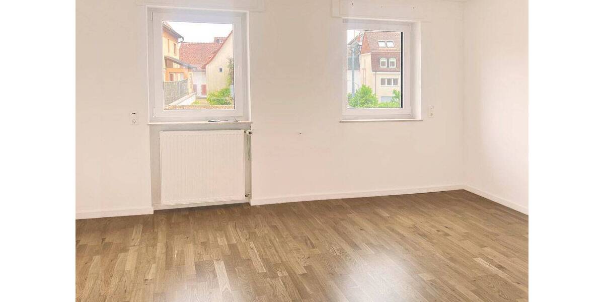 Einfamilienhaus Frankfurt am Main Seckbach - 7 Zimmer, 185 m&sup2;, 2.900&euro; | Angebot:26806913