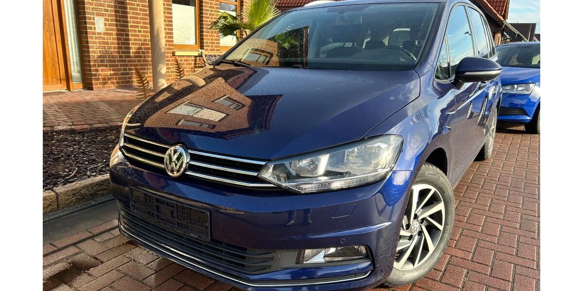 VW Touran 171.500 km 13.500 &euro; Haren (Ems) 49733