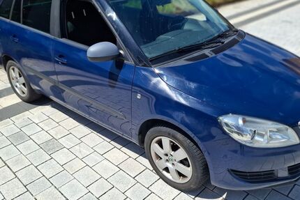 Skoda Fabia 270.000 km 1.999 &euro; zella-mehlis 98544