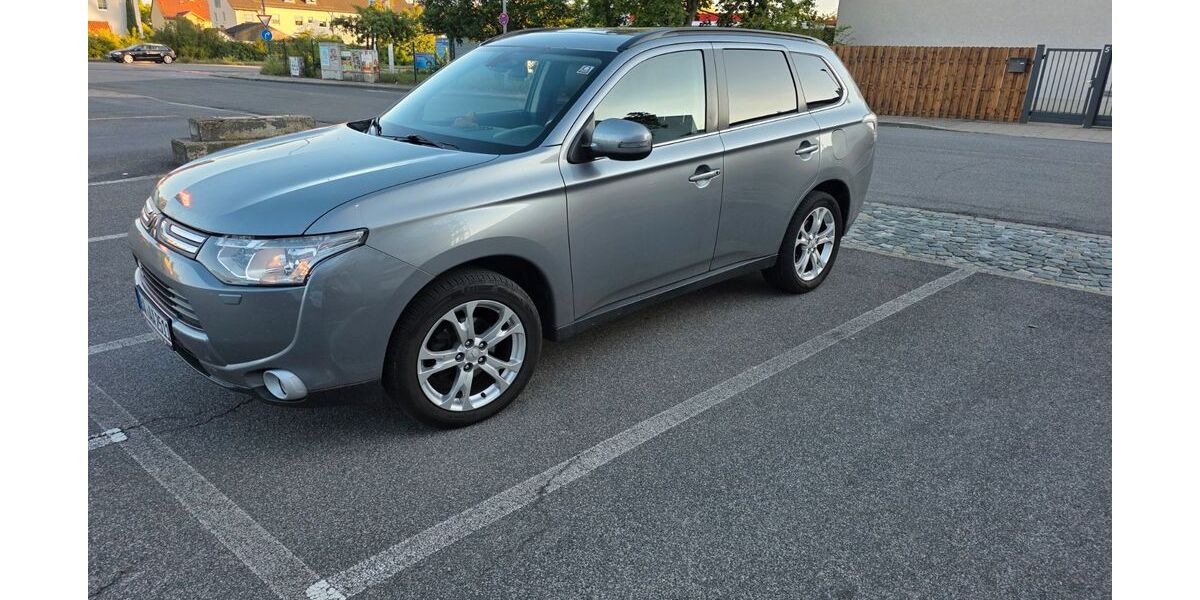 Mitsubishi Outlander 243.500 km 11.500 &euro; Memmelsdorf 96117