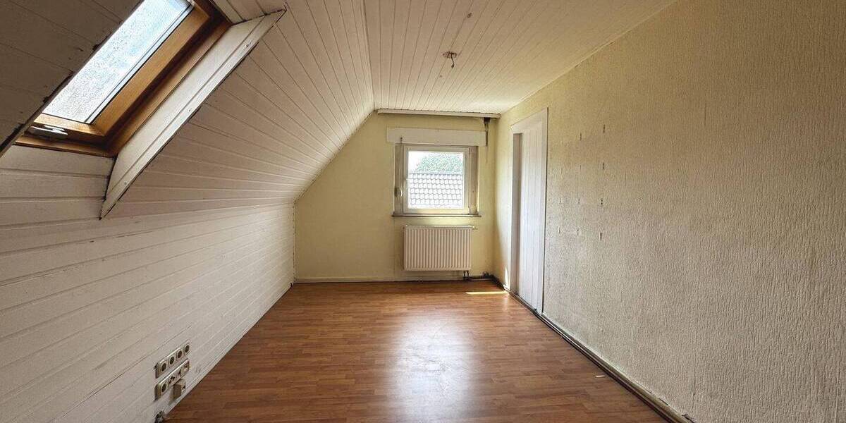 Doppelhaushälfte Mülheim Saarn - 7 Zimmer, 120 m&sup2;, 350.000&euro; | Angebot:26658624