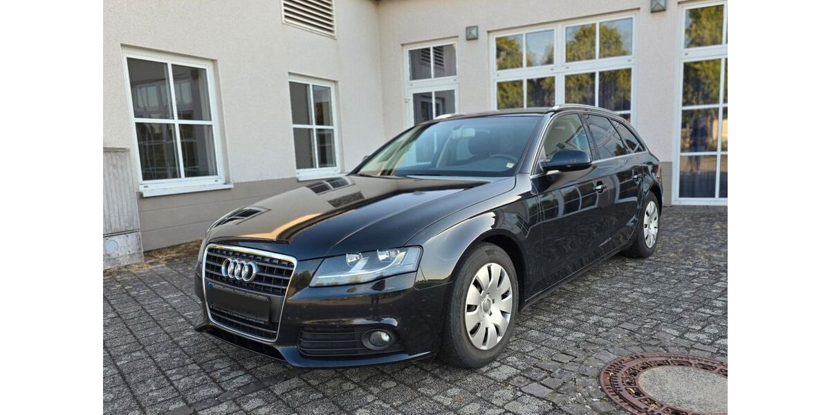 Audi A4 346.000 km 3.400 &euro; Daun 54550