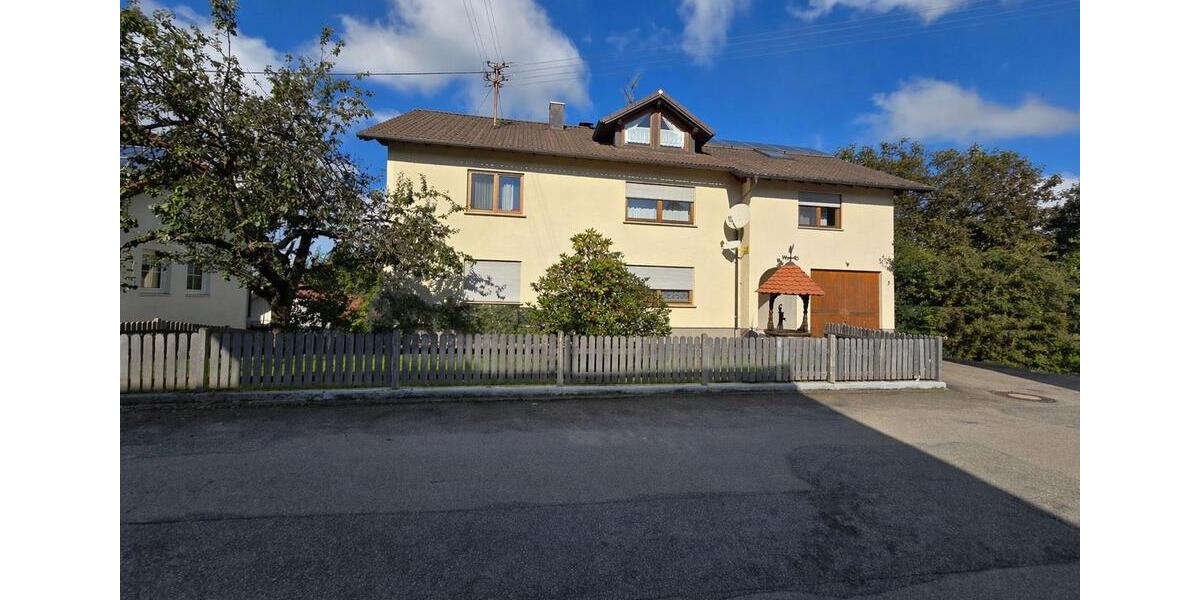 Erdgeschoßwohnung Bad Waldsee - 3 Zimmer, 76 m&sup2;, 600&euro; | Angebot:26265998