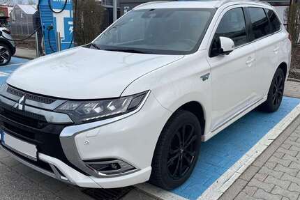 Mitsubishi Outlander 114.000 km 17.000 &euro; Germering, GKSt 82110