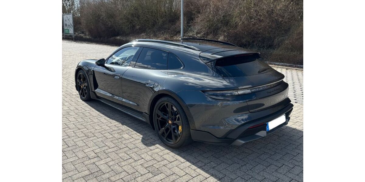 Porsche Taycan 14.990 km 101.450 &euro; Heuchelheim 35452