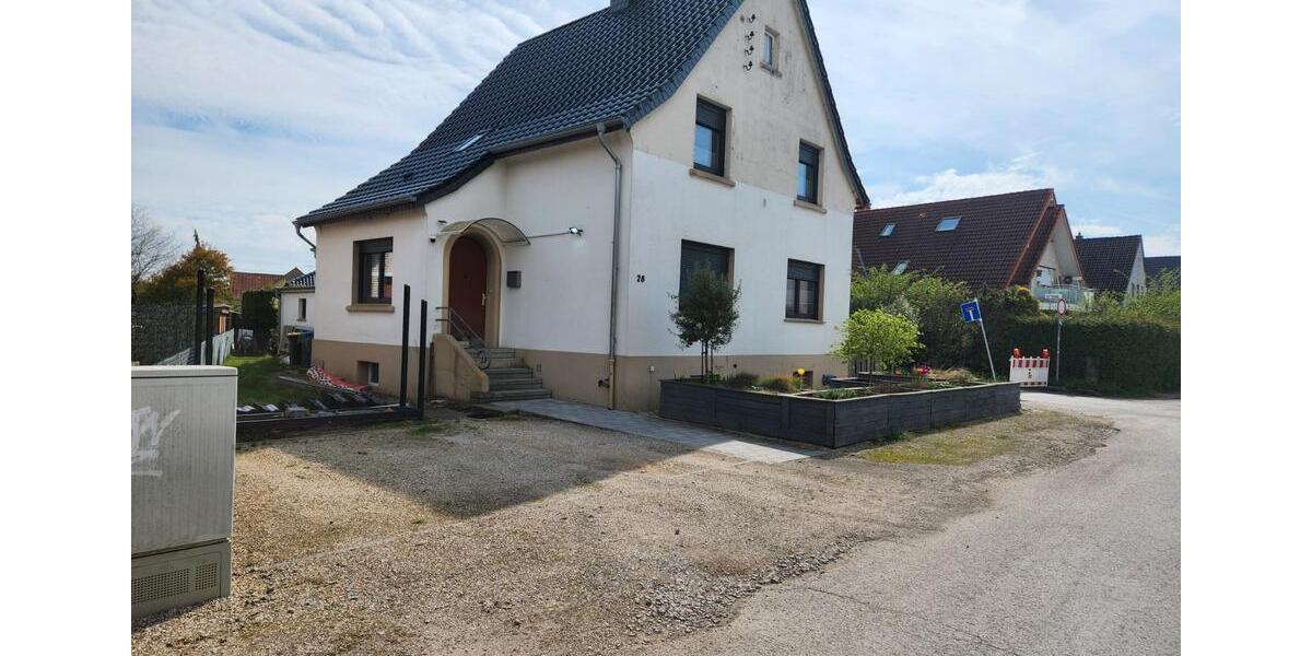 Einfamilienhaus Lage - 4.5 Zimmer, 145 m&sup2;, 449.000&euro; | Angebot:26351633