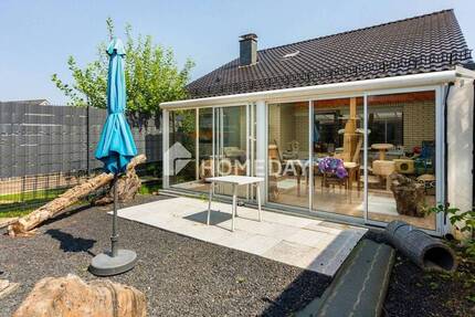 Modernisiertes Einfamilienhaus mit separater Einliegerwohnung und großem Grundstück 7 zimmer