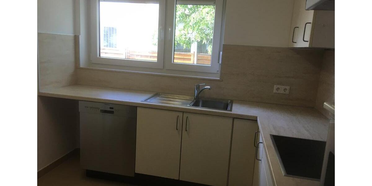 Etagenwohnung Flörsheim am Main - 4.5 Zimmer, 134 m&sup2;, 1.450&euro; | Angebot:25157690