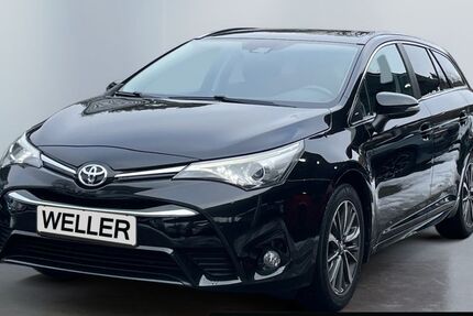 Toyota Avensis 118.320 km 16.975 &euro; Herford 32049