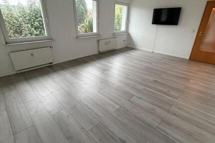 Wohnung Essen Stadtbezirk VI - 4 Zimmer, 100 m&sup2;, 1.000&euro; | Angebot:25596582