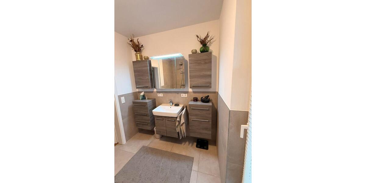 Einfamilienhaus Bad Lippspringe - 3.5 Zimmer, 91 m&sup2;, 1.035&euro; | Angebot:26604531