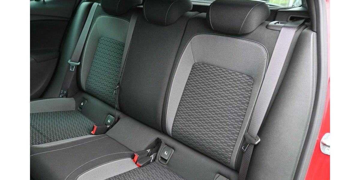 Opel Astra 1.2 Turbo*GS-Line* Navi LED PDC+RFK 17Alus 15.000 km 16.600 &euro; Seevetal - Hittfeld 21218