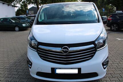 Opel Vivaro 96.971 km 23.500 &euro; Hilden 40721
