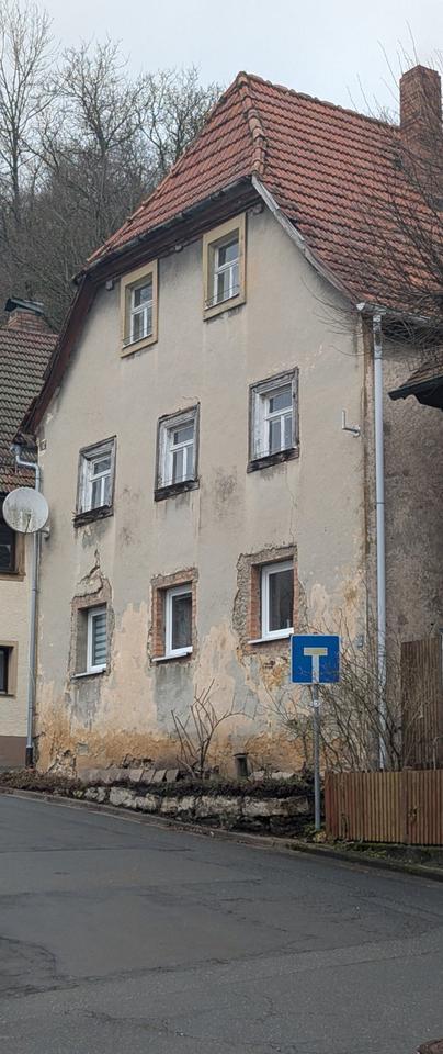 Denkmalgeschütztes Bauernhaus in Wiesenttal mit Sanierungsbedarf zimmer