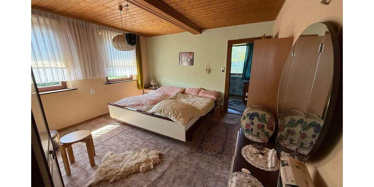 Charmantes Einfamilienhaus mit Potenzial in ruhiger Lage von Werleshausen 5 zimmer