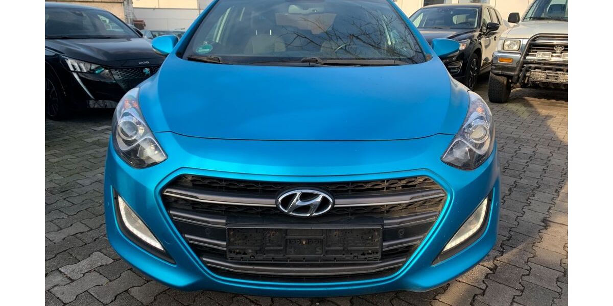 Hyundai i30 226.000 km 5.900 &euro; Mannheim 68309