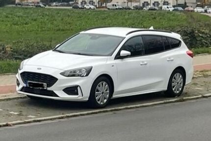 Ford Focus 75.445 km 14.800 &euro; Marl 45772