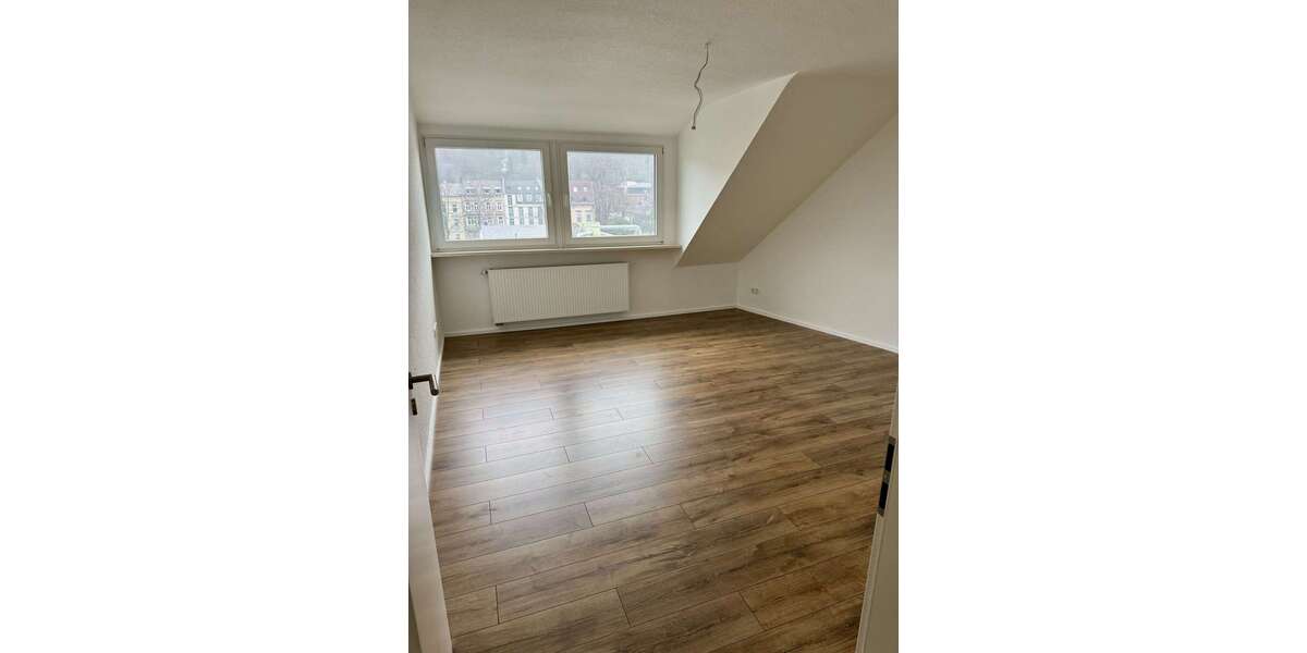 Etagenwohnung Wuppertal Unterbarmen - 2 Zimmer, 65 m&sup2;, 680&euro; | Angebot:27113729