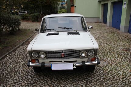 Lada Andere 91.701 km 4.000 &euro; Berlin 13627