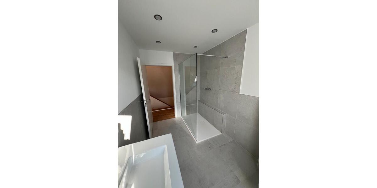 Doppelhaushälfte Lübbecke - 4.5 Zimmer, 108 m&sup2;, 1.100&euro; | Angebot:25396672