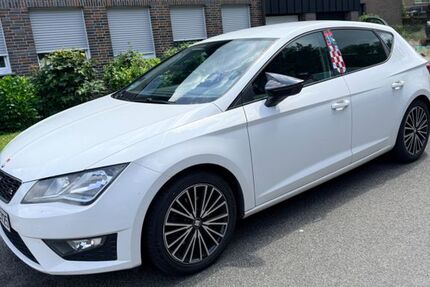 Seat Leon 144.244 km 7.999 &euro; Korschenbroich 41352