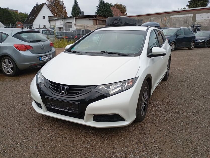 Honda Civic 124.500 km 8.850 € Lübeck 23568