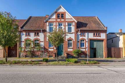 Haus Neustadt (Dosse) - 5.5 Zimmer, 161 m&sup2;, 235.000&euro; | Angebot:26834095