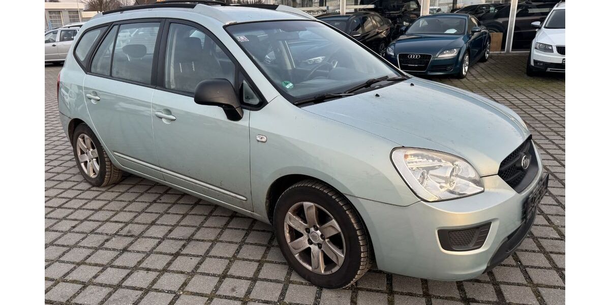 Kia Carens 161.000 km 1.350 &euro; Kodersdorf 02923