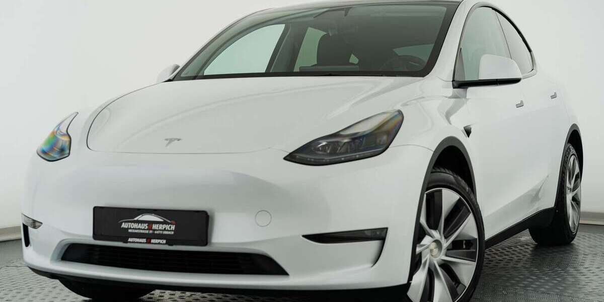 Tesla Model Y 55.725 km 32.490 € Erbach 64711