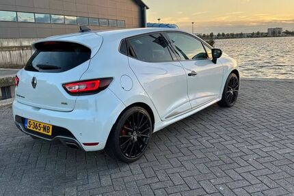 Renault Clio 114.300 km 11.347 &euro; Bergen op Zoom 04624