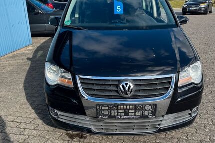 VW Touran 225.483 km 3.800 € Husum 25813