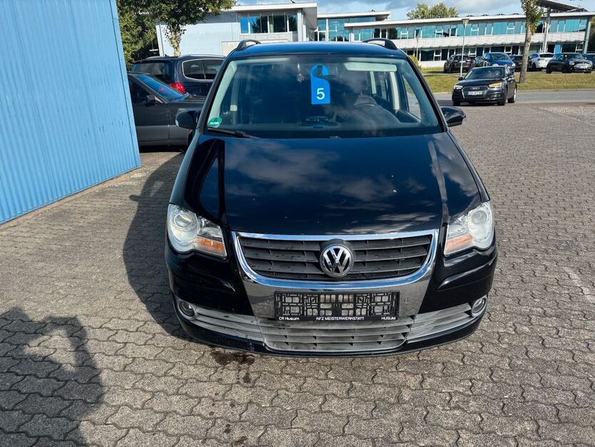 VW Touran 225.483 km 3.800 € Husum 25813