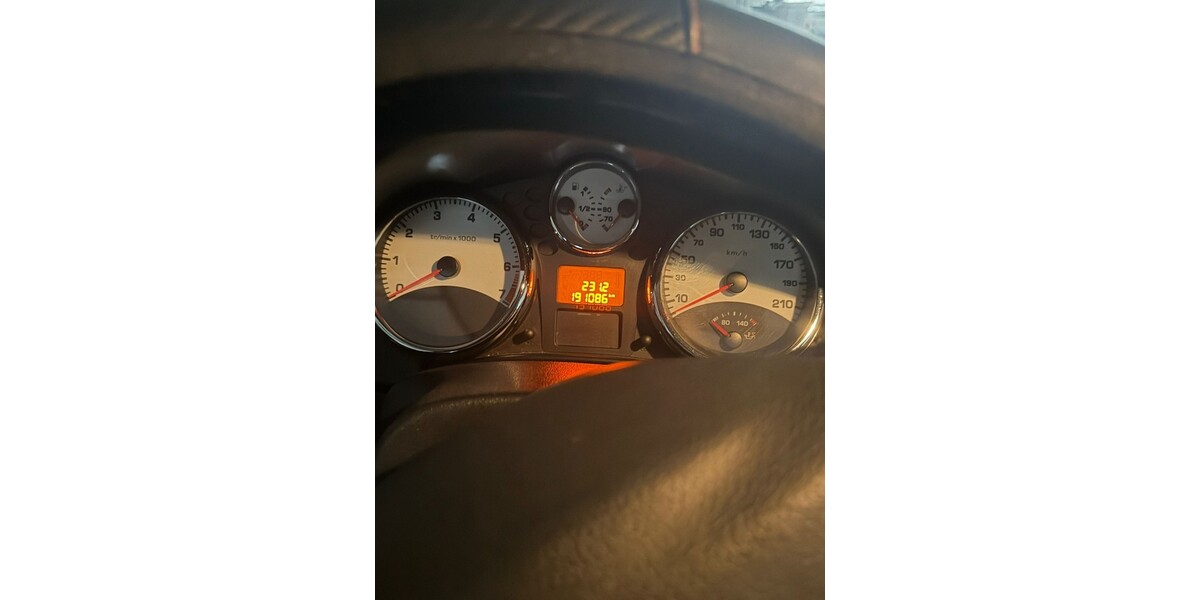 Peugeot 207 191.000 km 2.690 &euro; Engelsbrand 75331