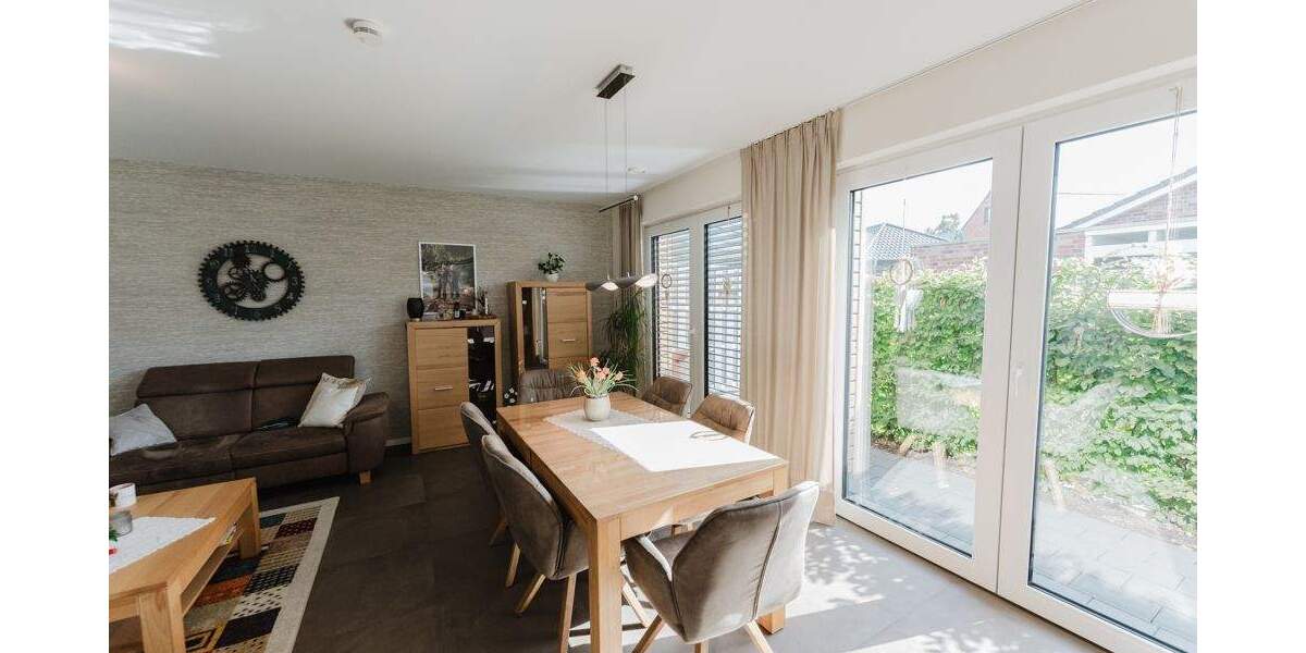 Einfamilienhaus Nordhorn - 7 Zimmer, 291 m&sup2;, 675.000&euro; | Angebot:24906137