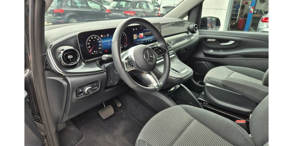 Mercedes-Benz V 220 d RWD lang, Standheizung, Distronic, AHK 36.888 km 49.990 &euro; Rodgau 63110