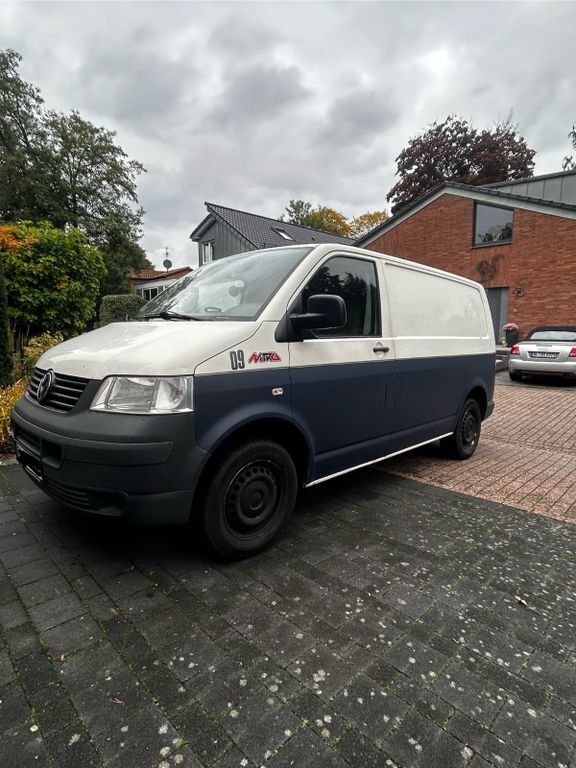 VW T5 Transporter 244.884 km 8.500 € Bergisch Gladbach 51427