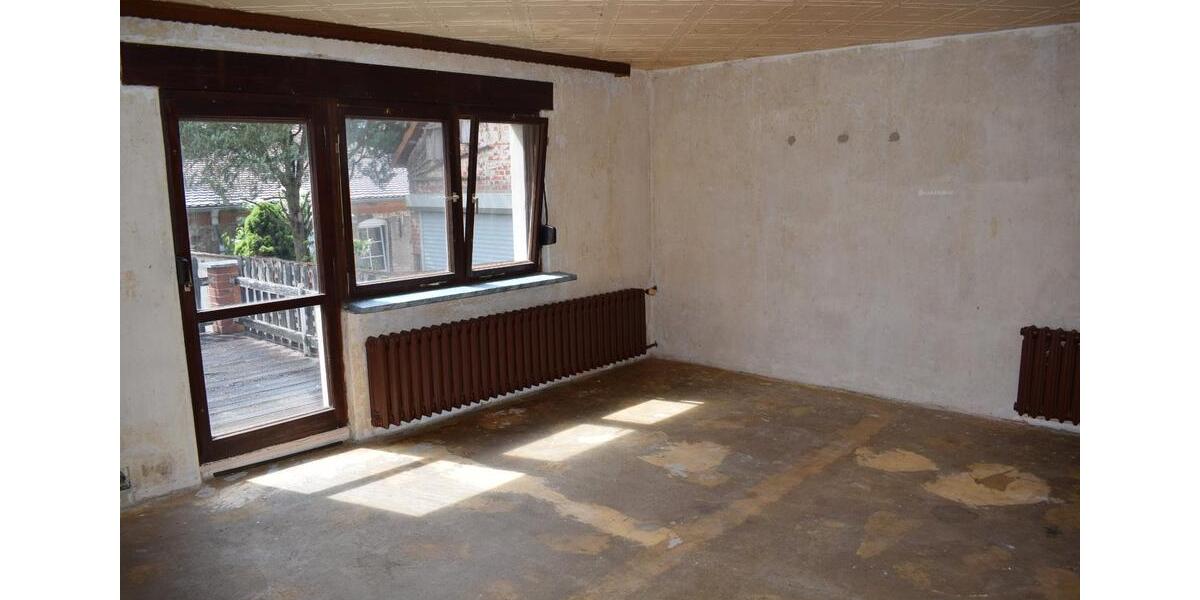 Einfamilienhaus Burg - 5 Zimmer, 130 m&sup2;, 128.000&euro; | Angebot:26940909