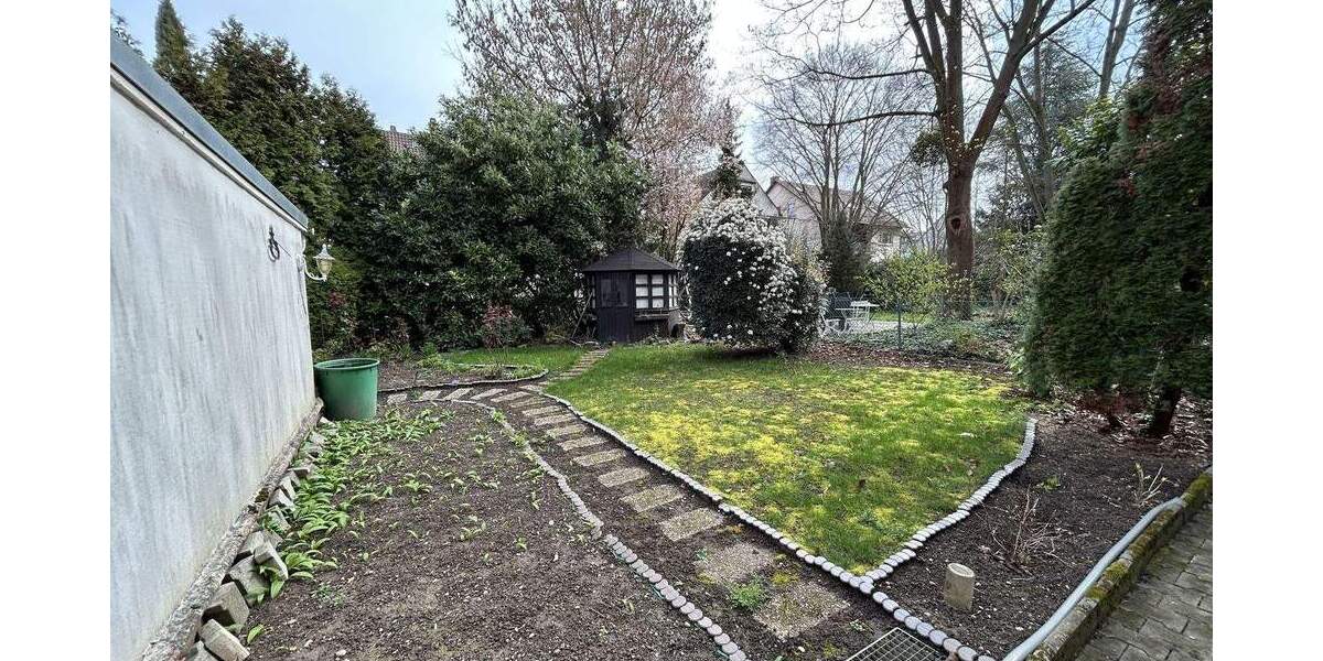 Mehrfamilienhaus, Wohnhaus Mannheim / Neckarau Neckarau - 6 Zimmer, 148 m&sup2;, 449.000&euro; | Angebot:25799270