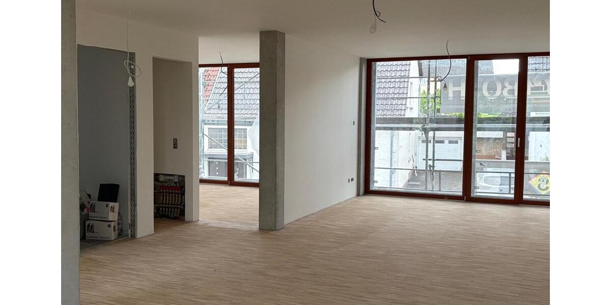 Einfamilienhaus Petersberg - 4.5 Zimmer, 123 m&sup2;, 1.660&euro; | Angebot:26561186