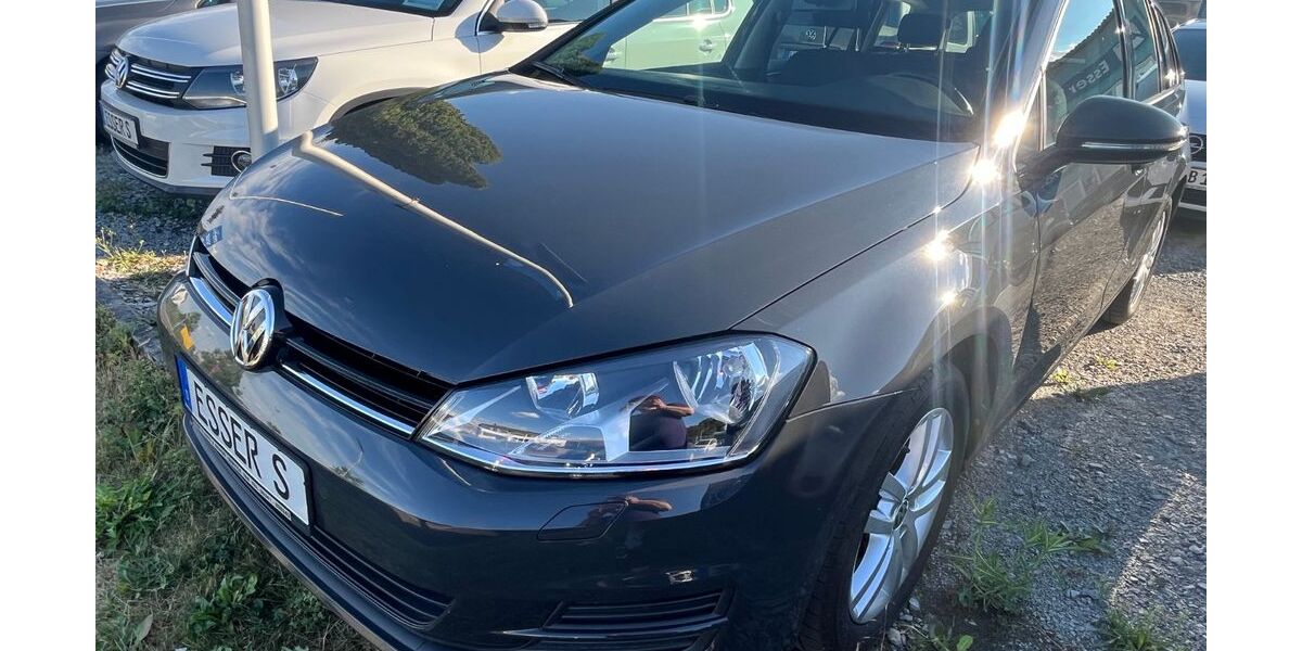 VW Golf 106.127 km 11.900 &euro; Tauberbischofsheim 97941
