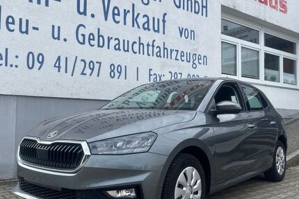 Skoda Fabia 41.493 km 16.590 &euro; Regensburg 93057