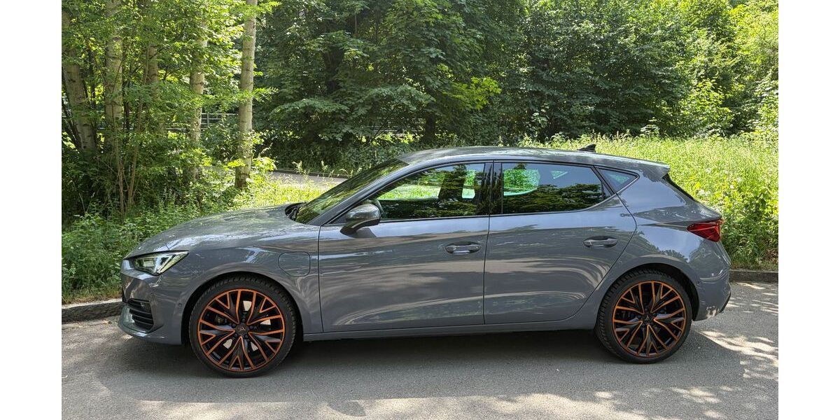 Cupra Leon 54.000 km 24.900 &euro; Ichenhausen 89335