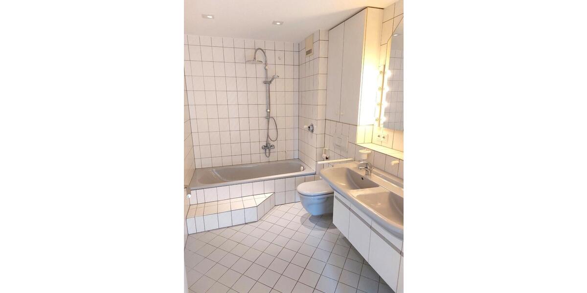 Etagenwohnung Riegelsberg - 3 Zimmer, 89 m&sup2;, 175.000&euro; | Angebot:26556516