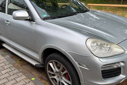 Porsche Cayenne 273.000 km 12.900 &euro; Mörfelden Walldorf 64546