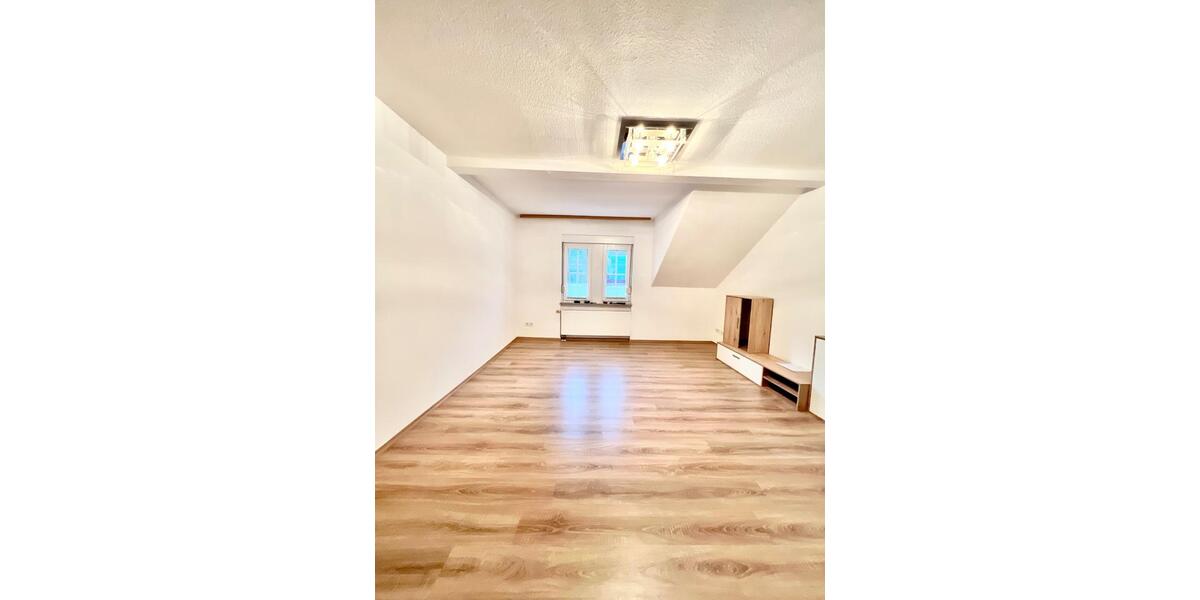 Einfamilienhaus Leipzig Altwest - 5 Zimmer, 125 m&sup2;, 1.600&euro; | Angebot:25282159