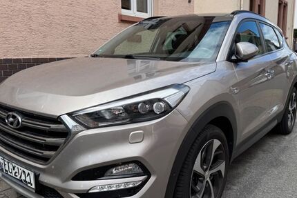 Hyundai TUCSON 84.000 km 15.750 &euro; Frankfurt am Main 60529